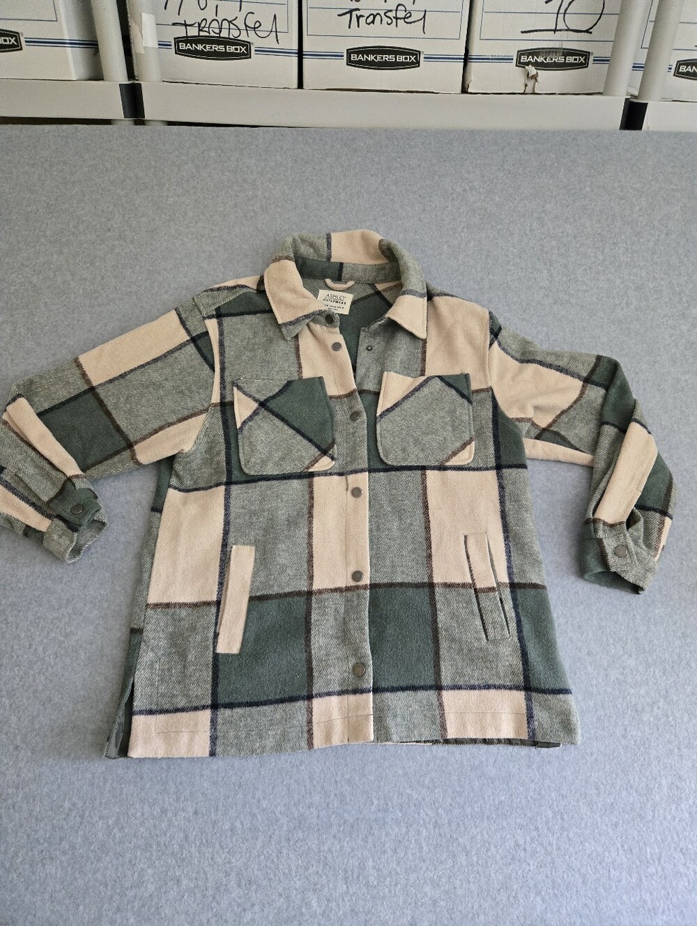 Ashley Outerwear Women's Plaid Shacket Jacket Button-Front Pockets